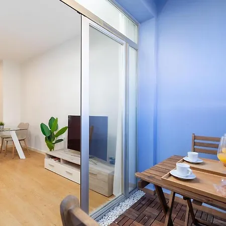 Beachside Ideal For Digital Nomads דירה