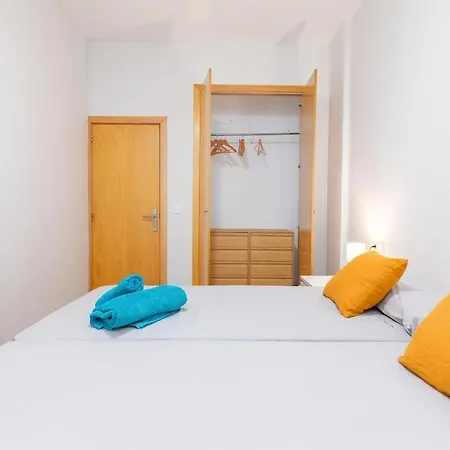 דירה Beachside Ideal For Digital Nomads *